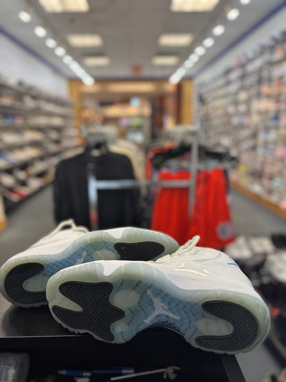 *USED* Air Jordan 11 Retro 'Legend Blue' 2024