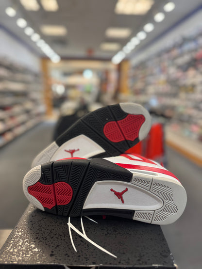 *USED* Jordan 4 Retro Red Cement (2025) (GS)