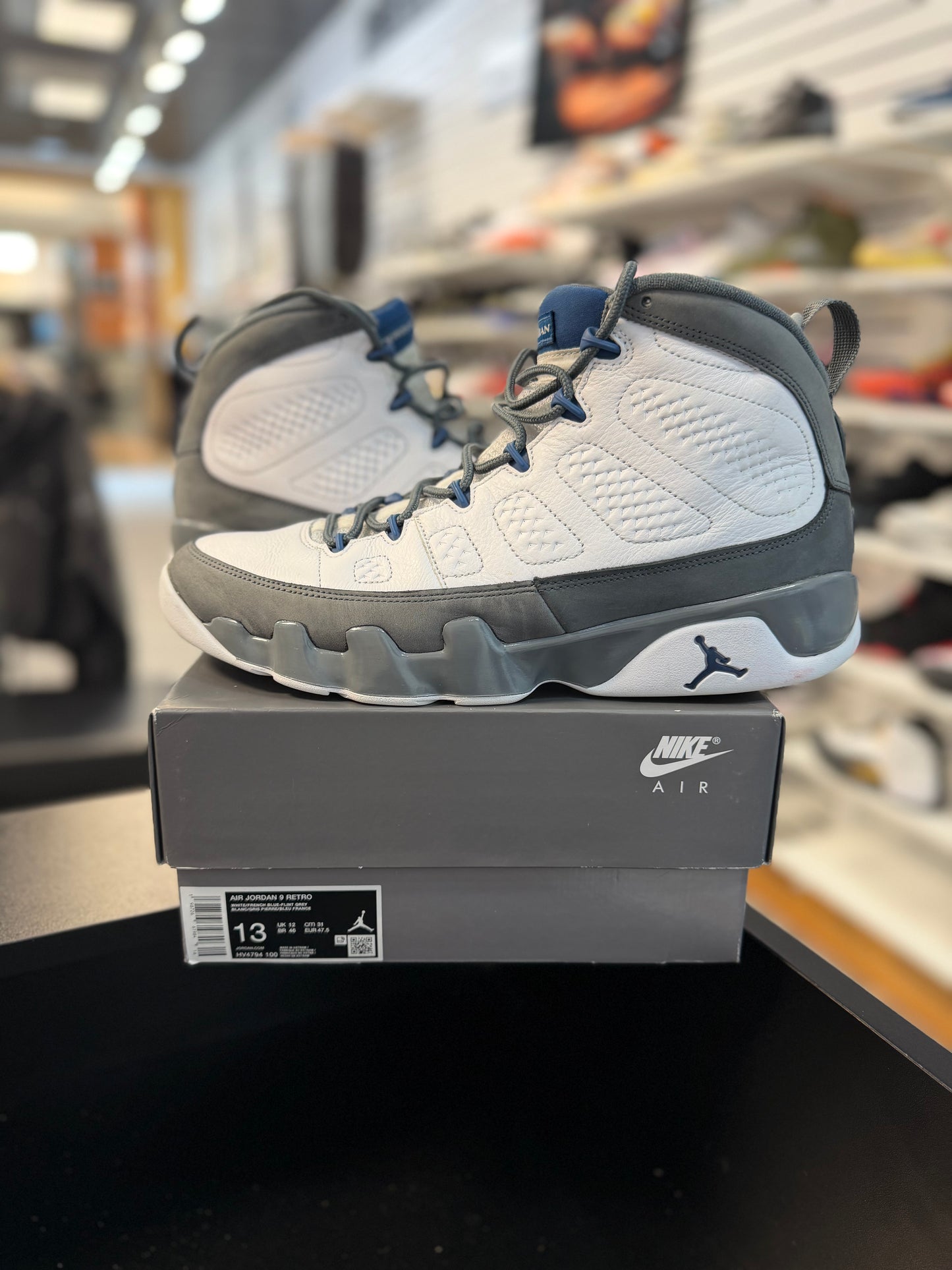 *USED* Jordan Retro 9 Flint Grey French Blue