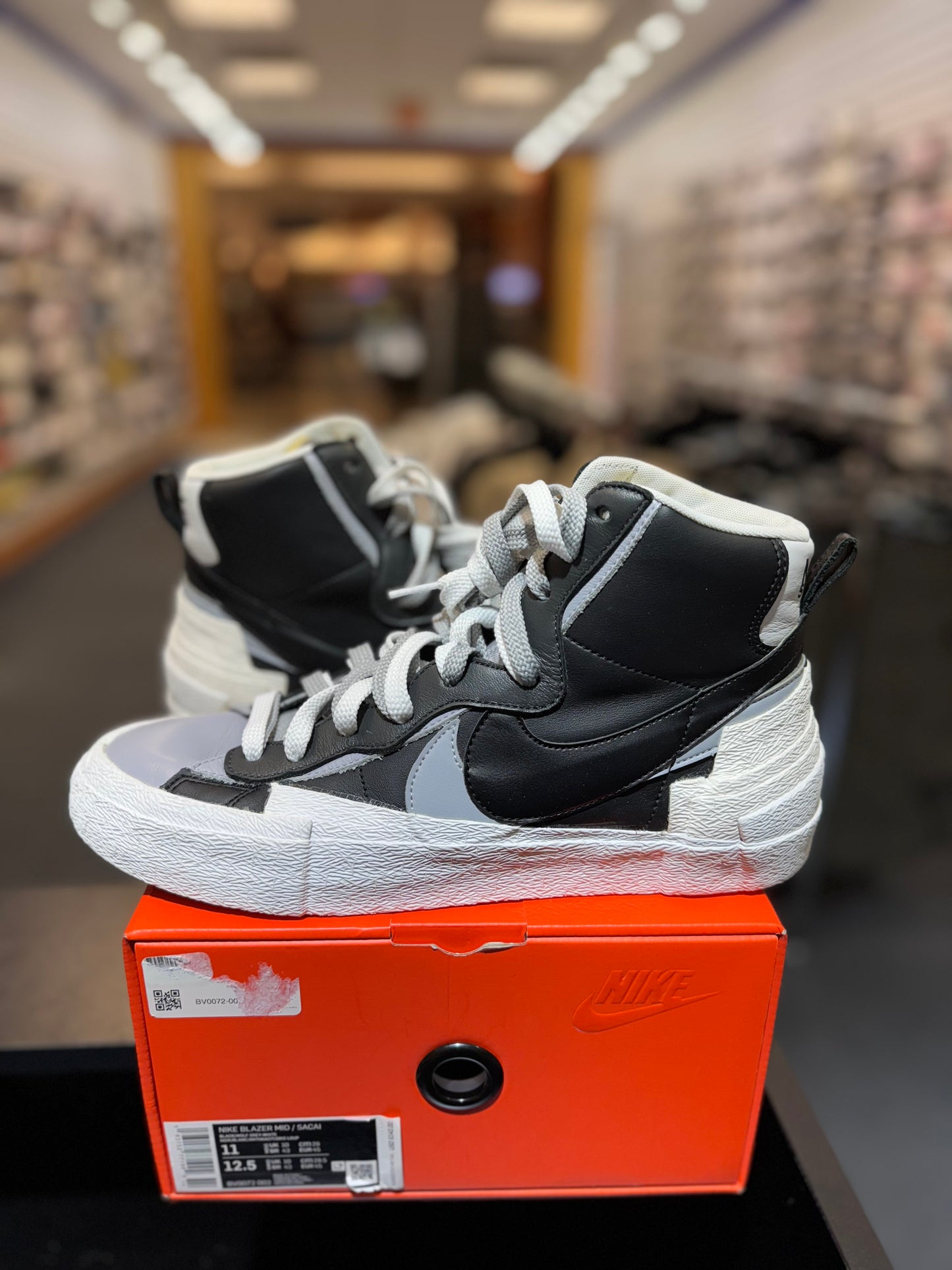 *USED* Nike Blazer Mid sacai Black Grey