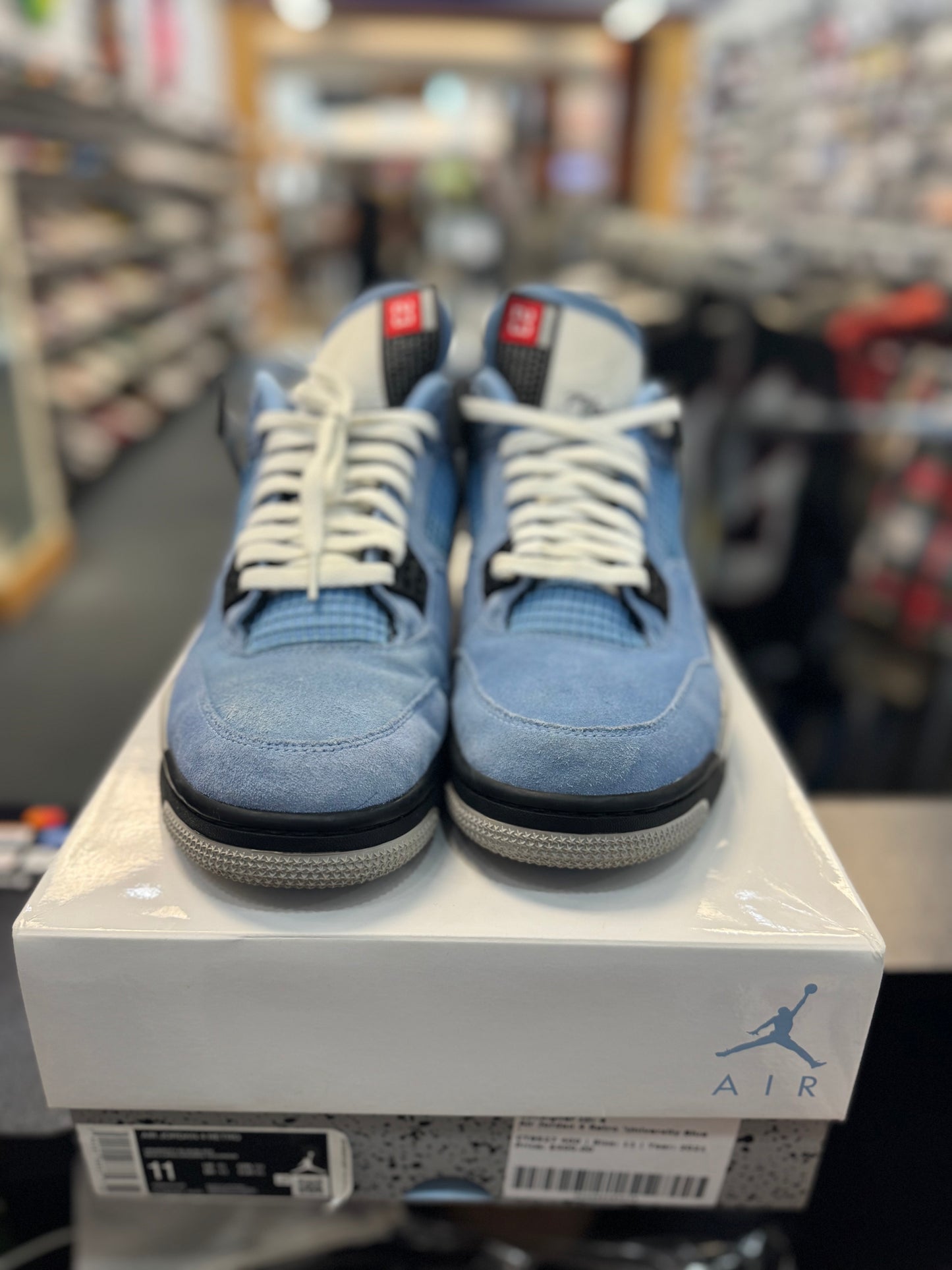*USED* Jordan 4 Retro University Blue