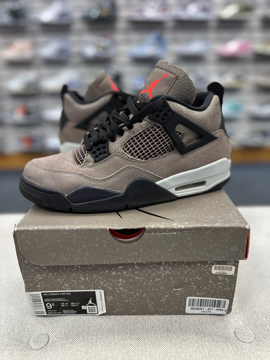 *USED* Jordan Retro 4 Taupe Haze