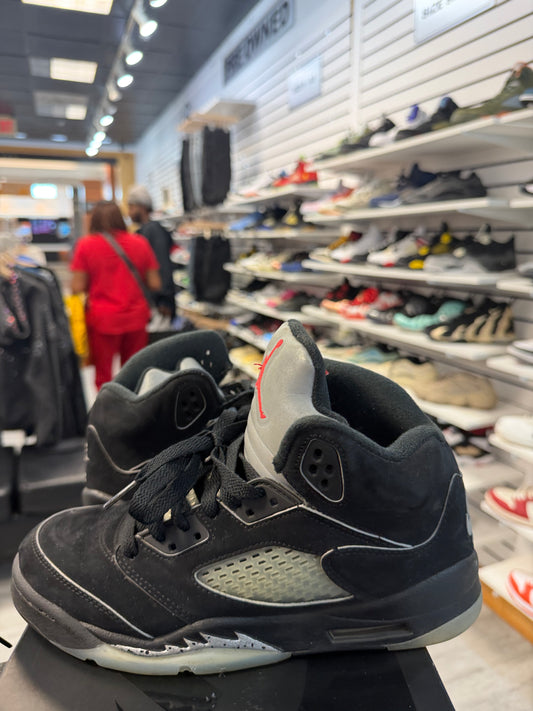 *USED* Jordan 5 Retro OG Black Metallic Reimagined (GS)
