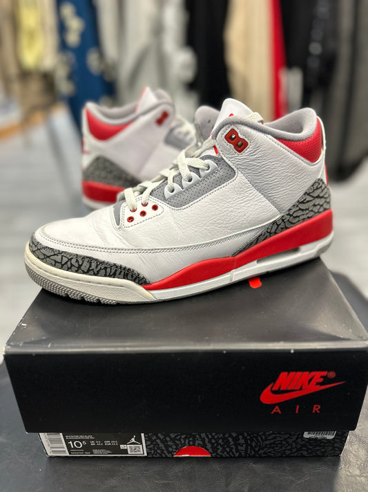 *USED* Jordan 3 Retro Fire Red (2022)