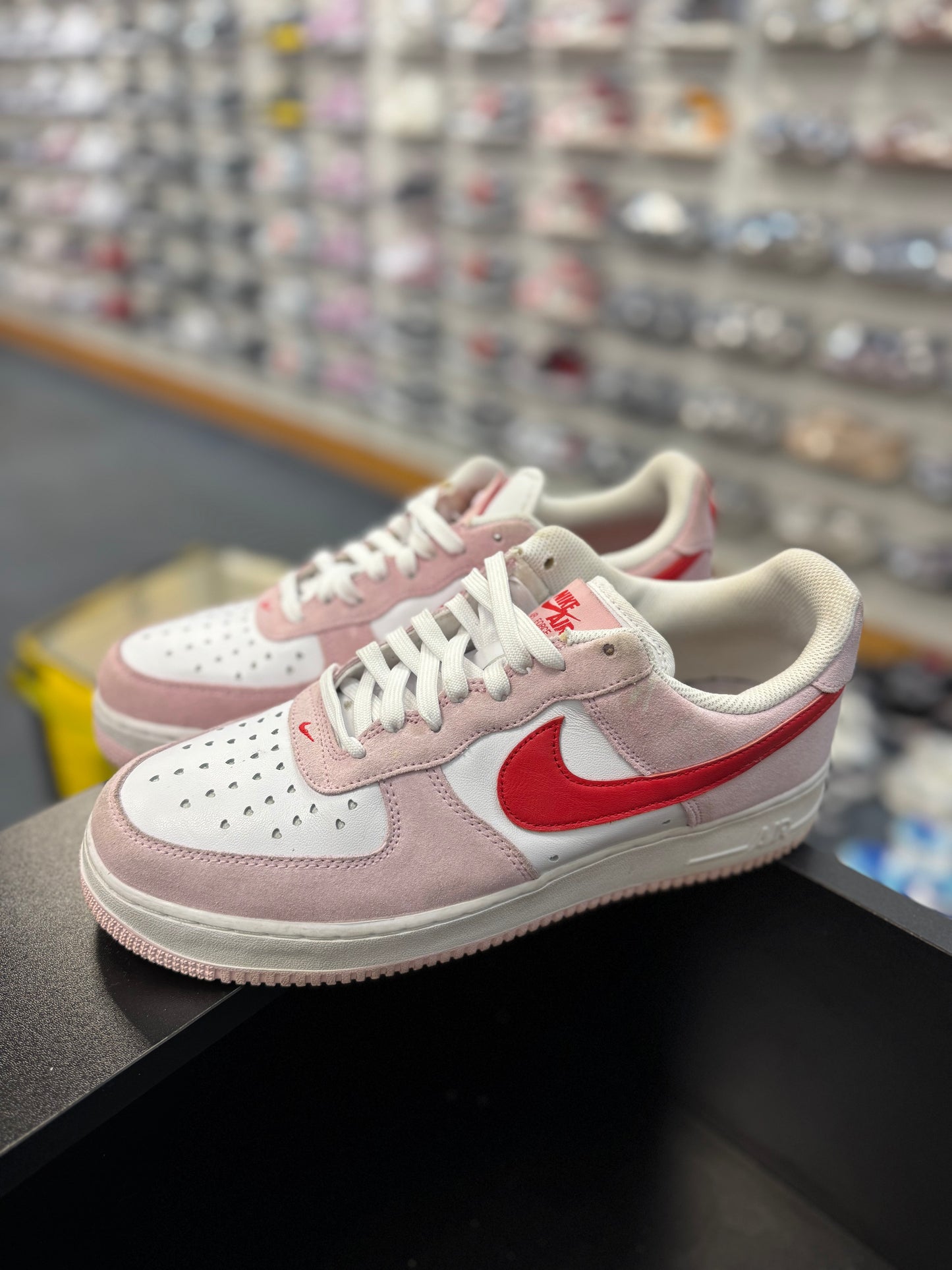 *USED* Nike Air Force 1 Low '07 QS Valentine's