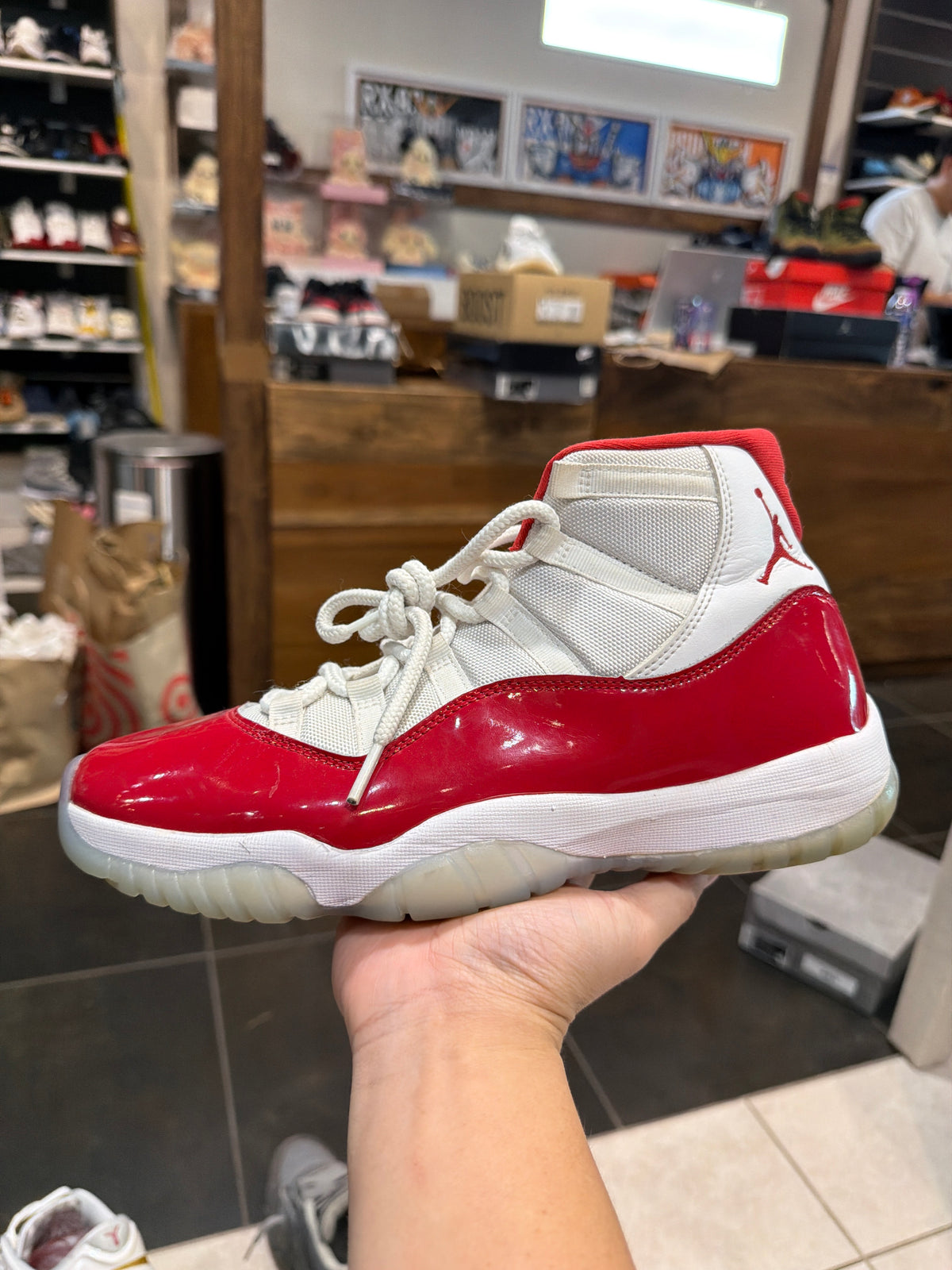*USED* Jordan 11 Retro Cherry
