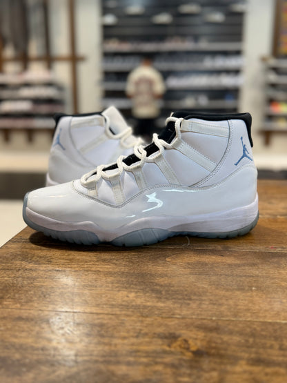 *USED* Jordan 11 Retro Legend Blue (2024)