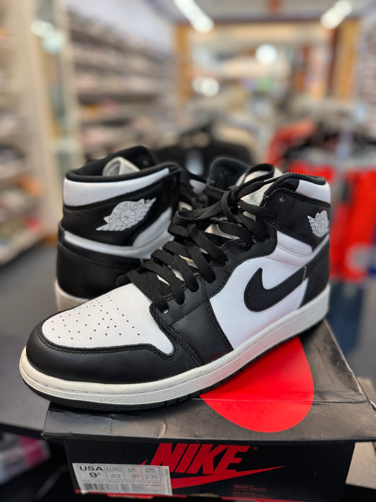 *USED* Jordan 1 Retro Black White (2014)