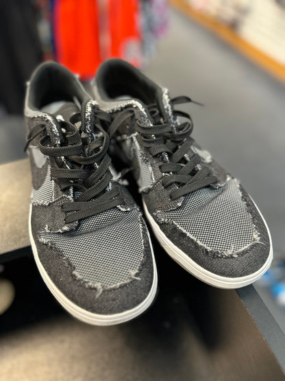 *USED* Nike SB Dunk Low Elite Medicom Bearbrick