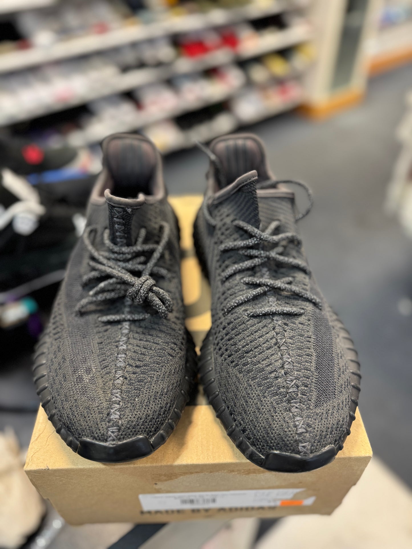 *USED* adidas Yeezy Boost 350 V2 Black (Non-Reflective)