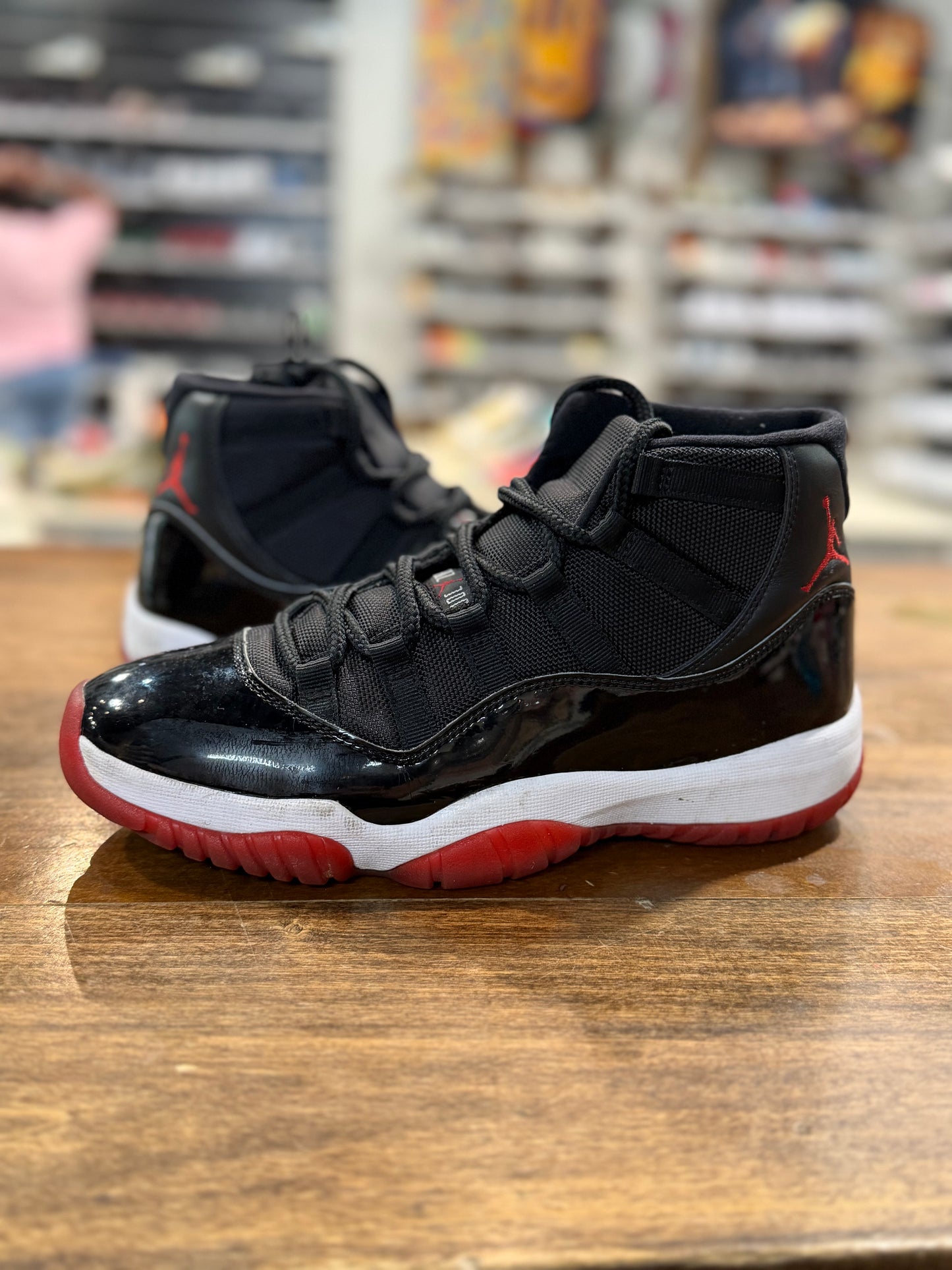 *USED* Jordan 11 Bred (2019)