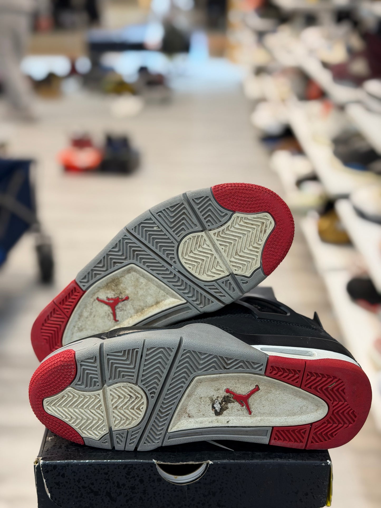*USED* Jordan 4 Retro Bred (2019) (GS)