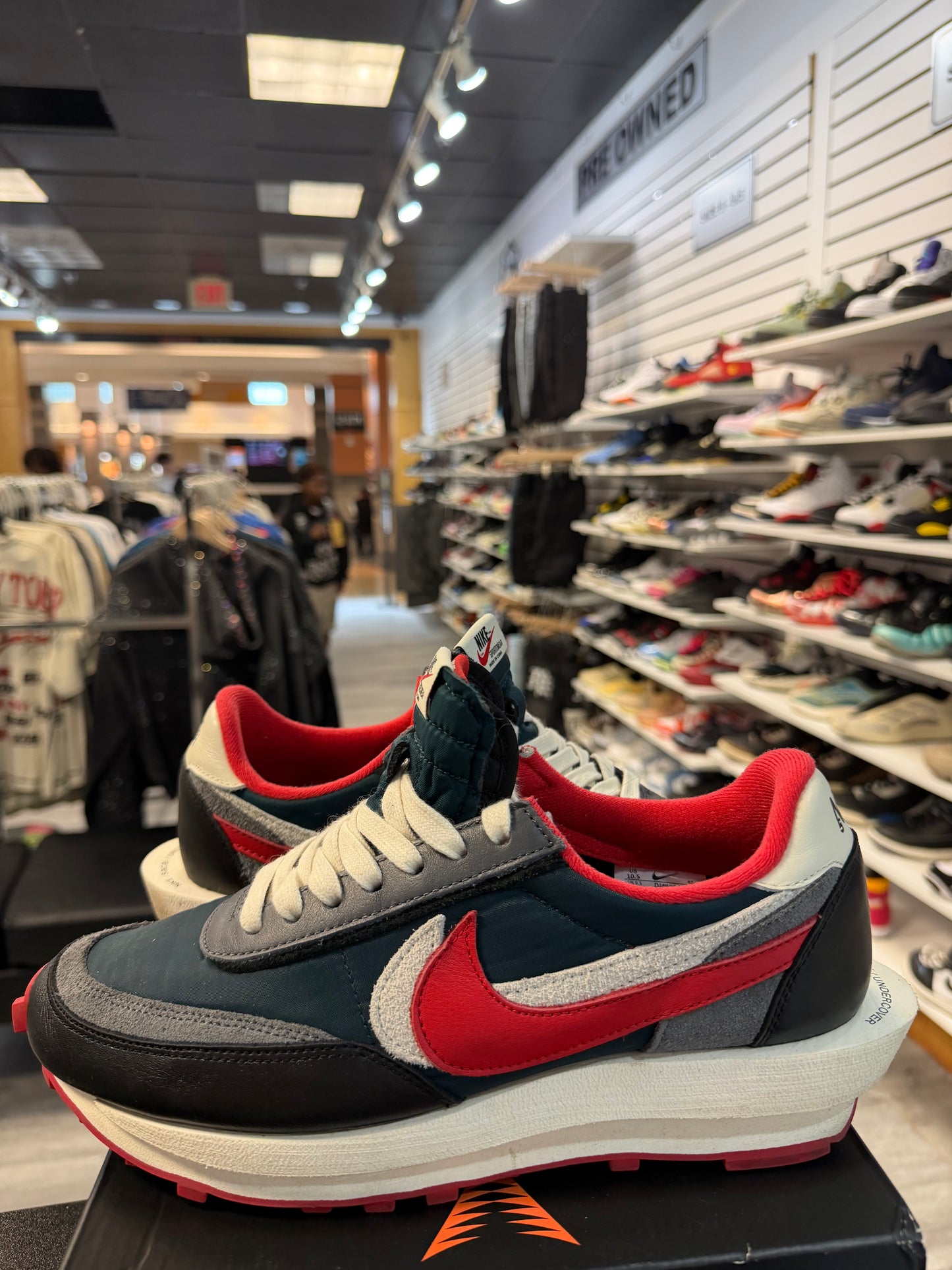 *USED* Nike LD Waffle sacai Undercover Midnight Spruce University Red