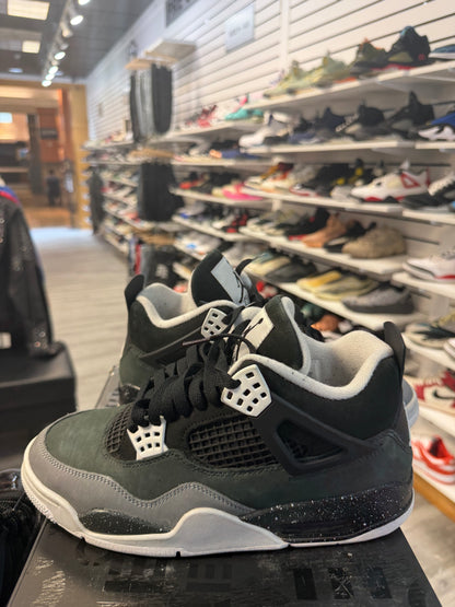 *USED* Jordan 4 Retro Fear (2024)