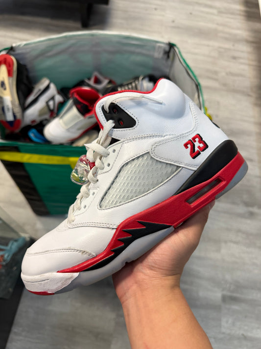 *USED* Jordan 5 Retro Fire Red Black Tongue (2025)