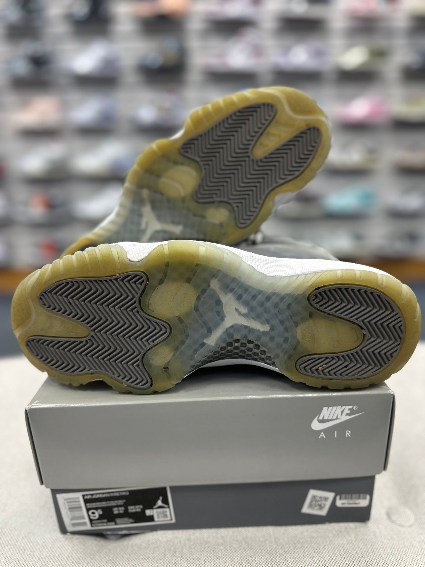 *USED* Jordan Retro 11 Cool Grey