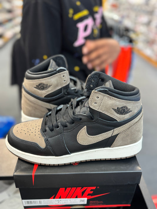 *USED* Jordan 1 Retro High OG Palomino (GS)