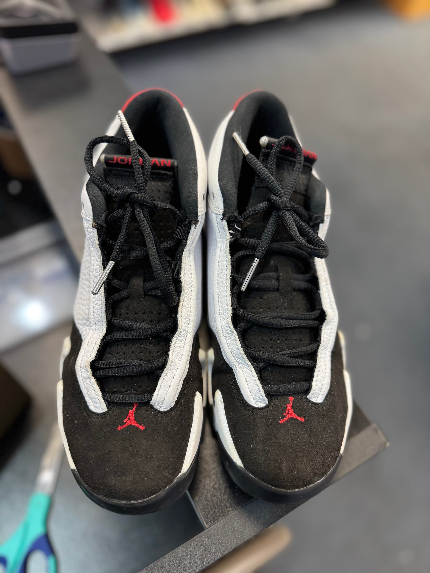 *USED* Jordan 14 Retro Black Toe (2024) (GS)
