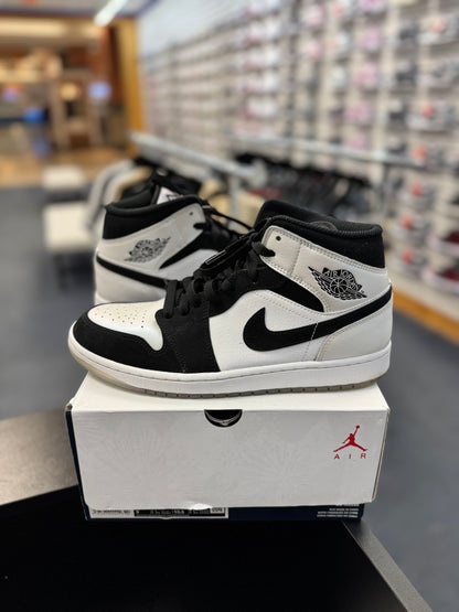 *USED* Jordan 1 Mid Diamond