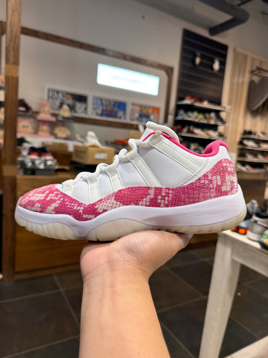 *USED*  Jordan 11 Retro Low Pink Snakeskin