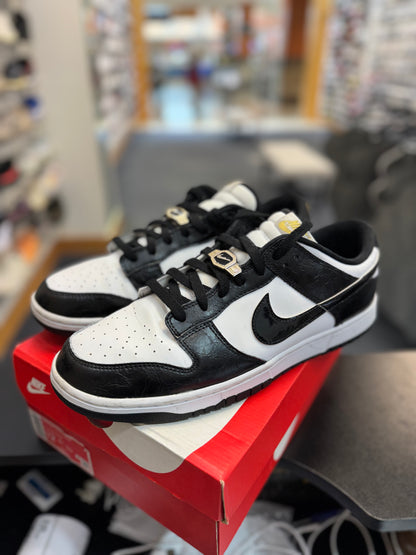 *USED* Nike Dunk Low SE World Champs Black White (DEAL)
