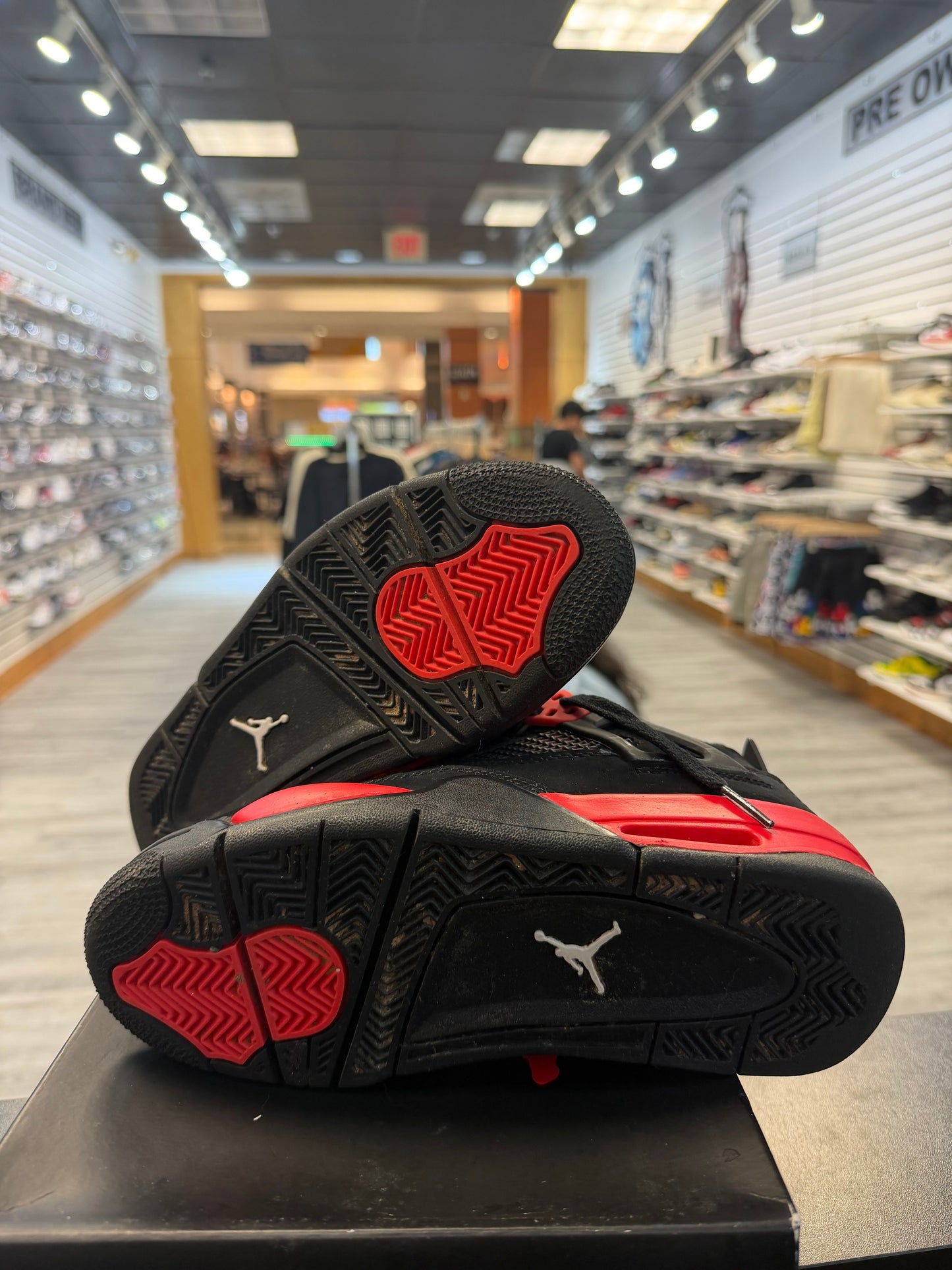 *USED* Jordan 4 Retro Red Thunder (GS)