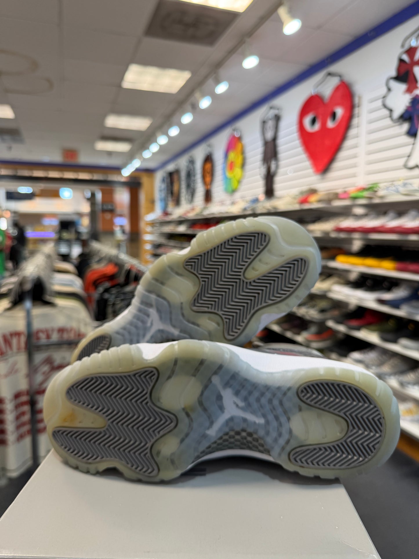 *USED* Jordan 11 Retro Cool Grey (2021)