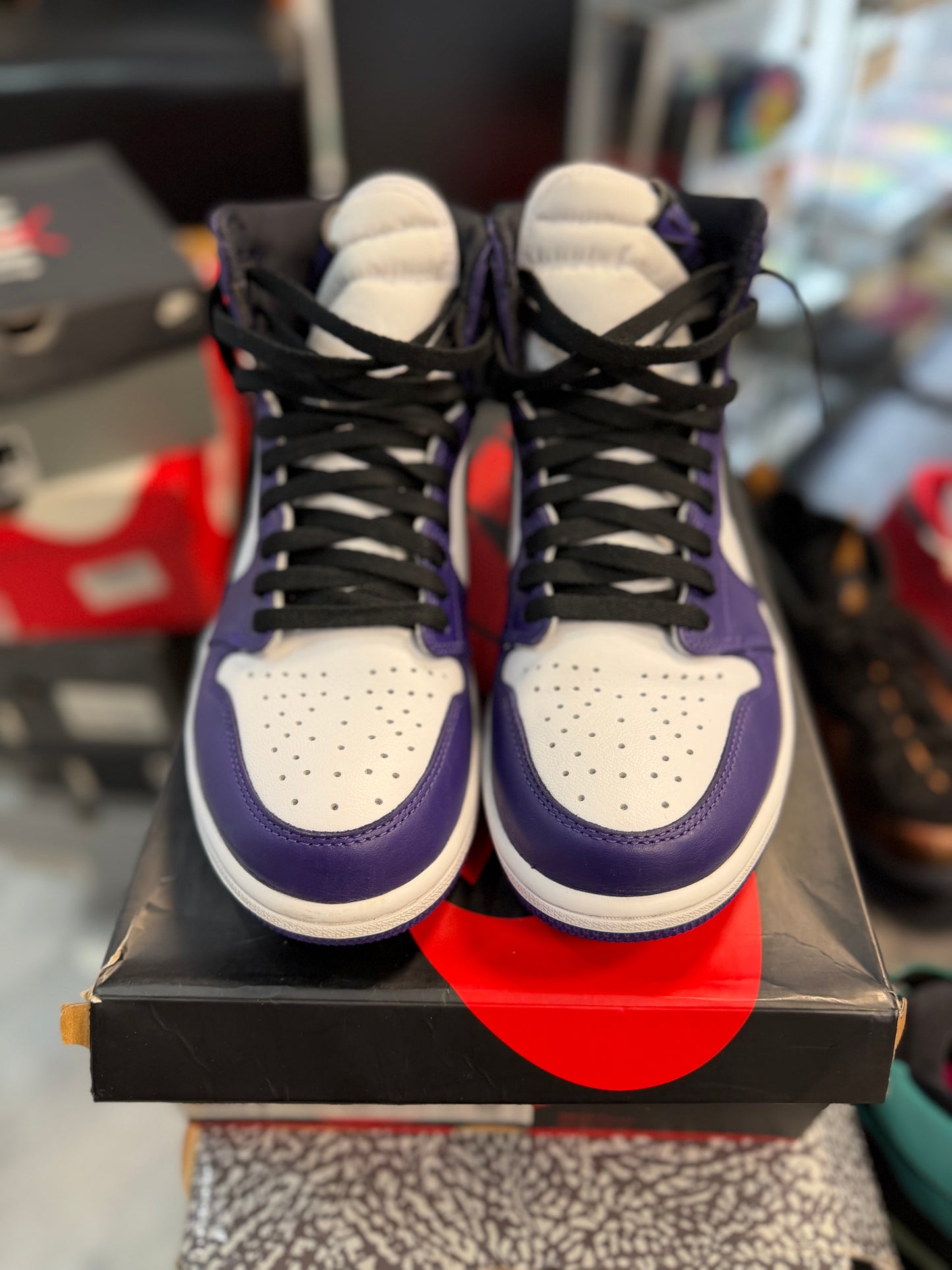 *USED* Jordan 1 Retro High Court Purple White