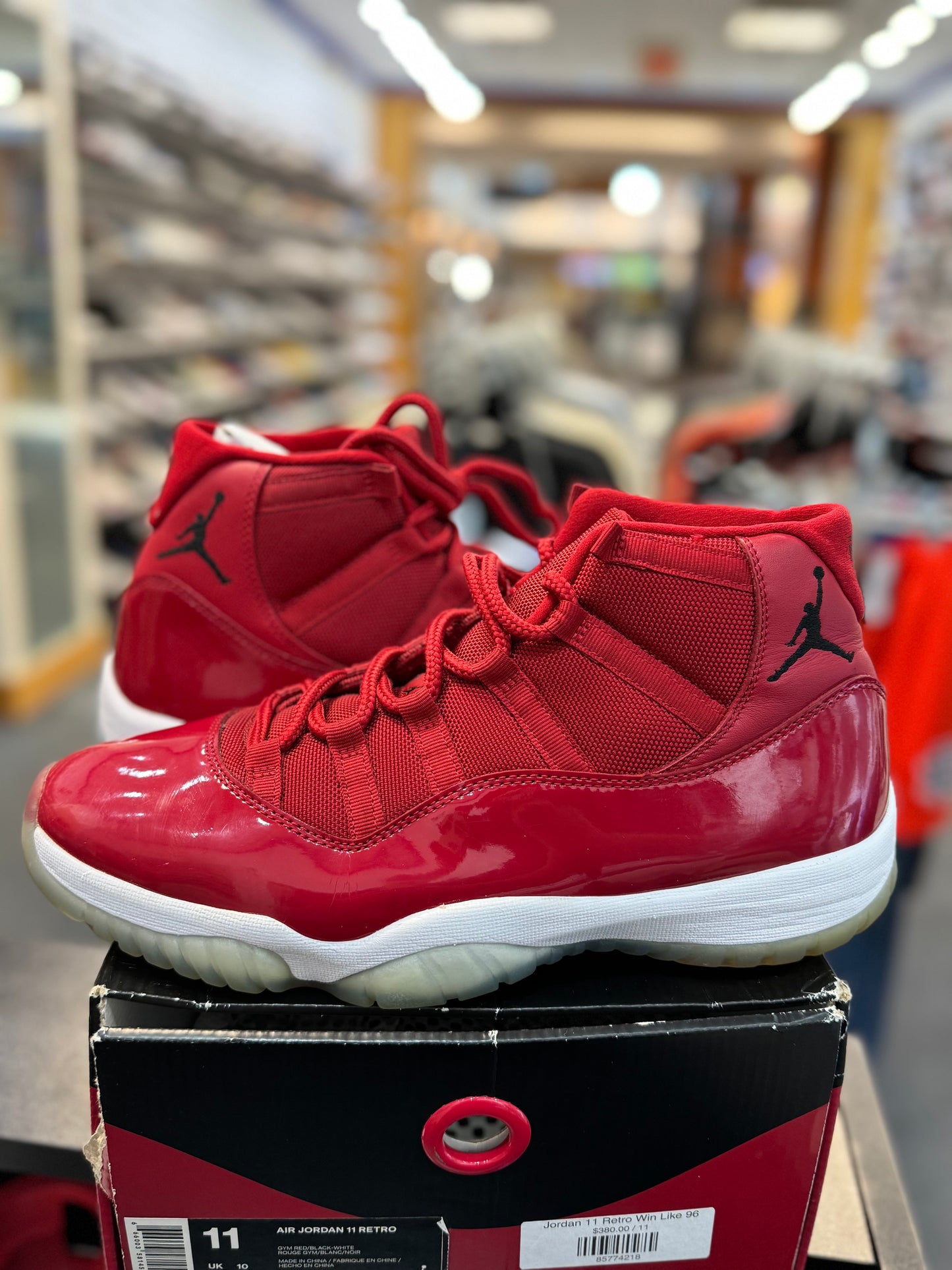 *USED* Jordan 11 Retro Win Like 96