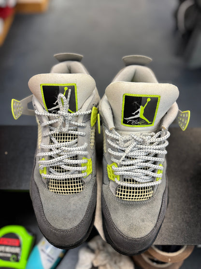 *USED* Jordan 4 Retro SE 95 Neon