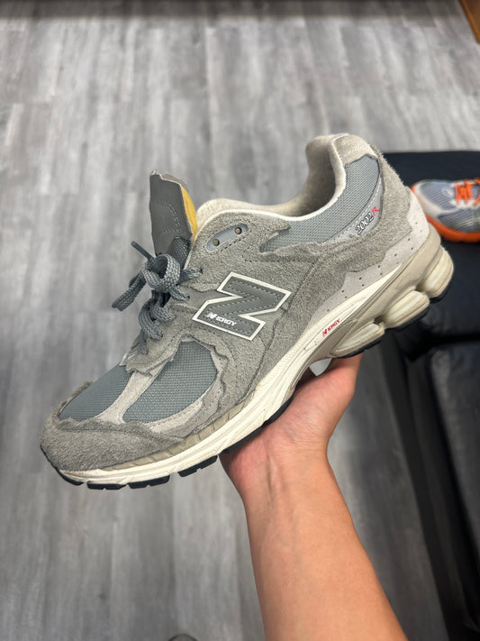 *USED* New Balance 2002R Protection Pack Grey