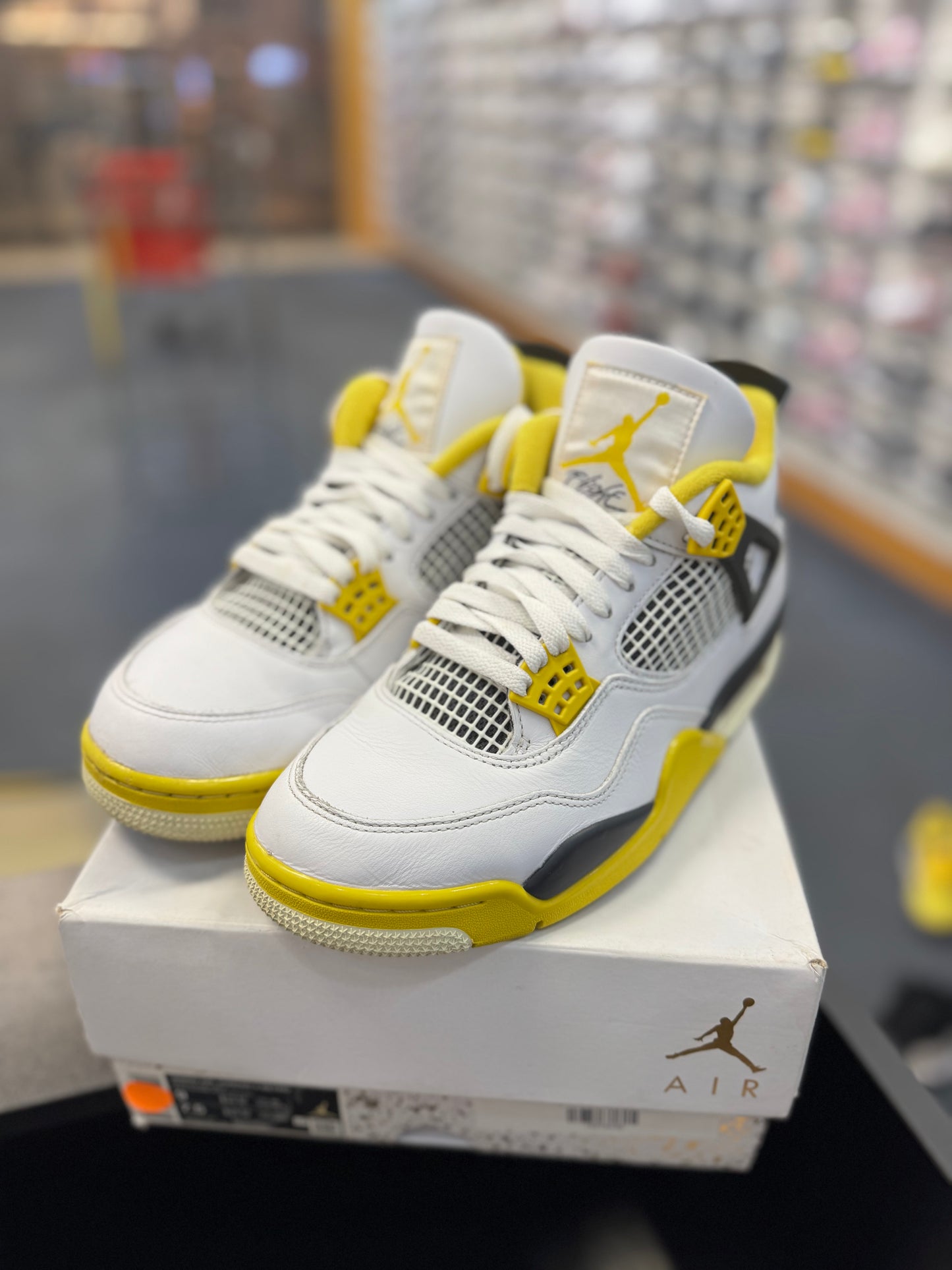 *USED* Jordan 4 Retro 'Vivid Sulfur'