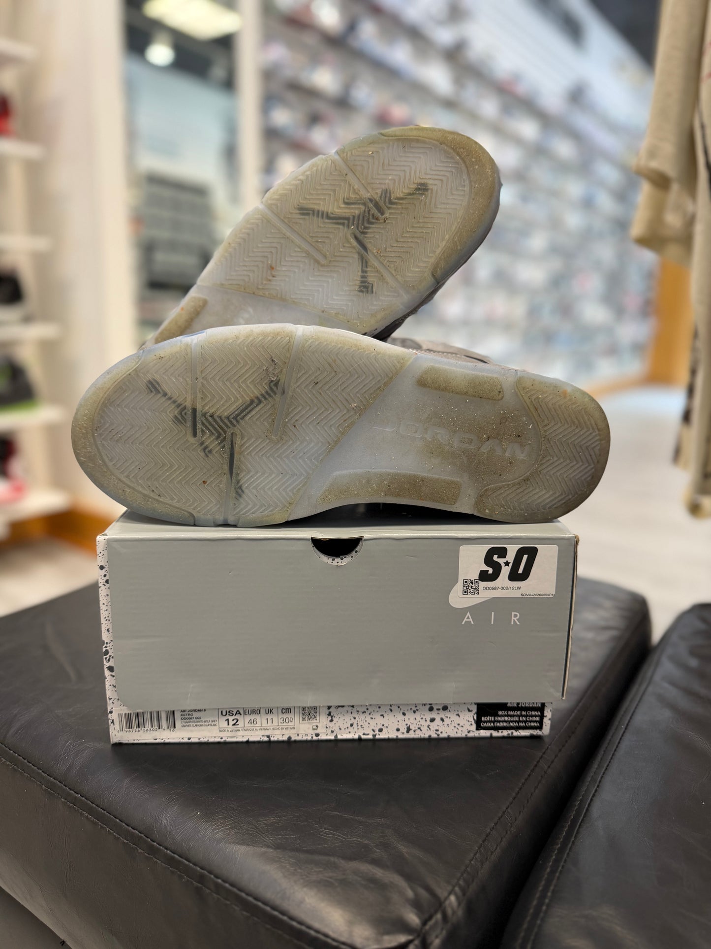 *USED* Jordan Retro 5 Wolf Grey