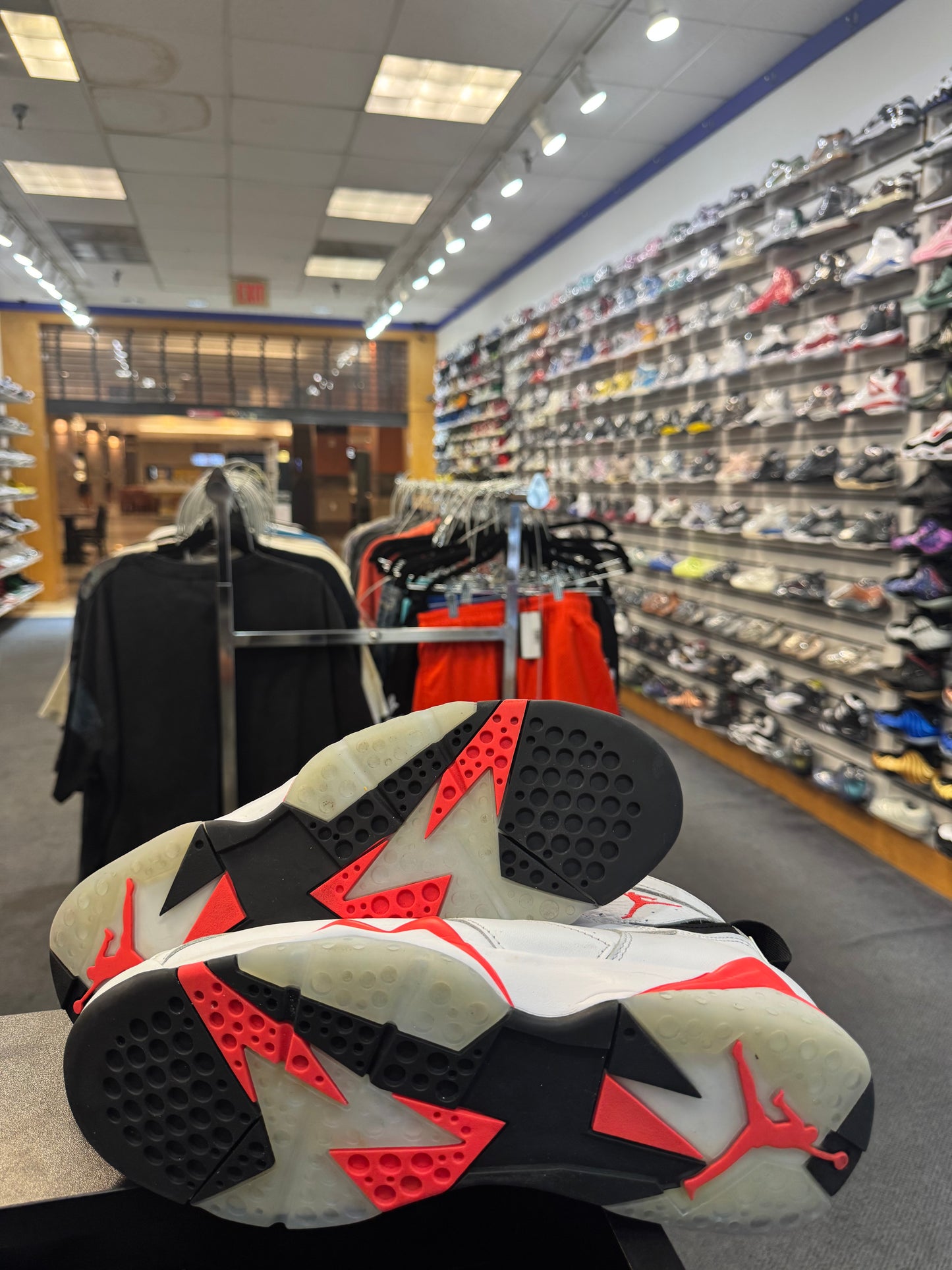 *USED* Jordan 7 Retro White Infrared