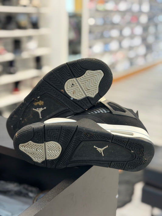 *USED* Jordan 4 Retro White Thunder (GS)