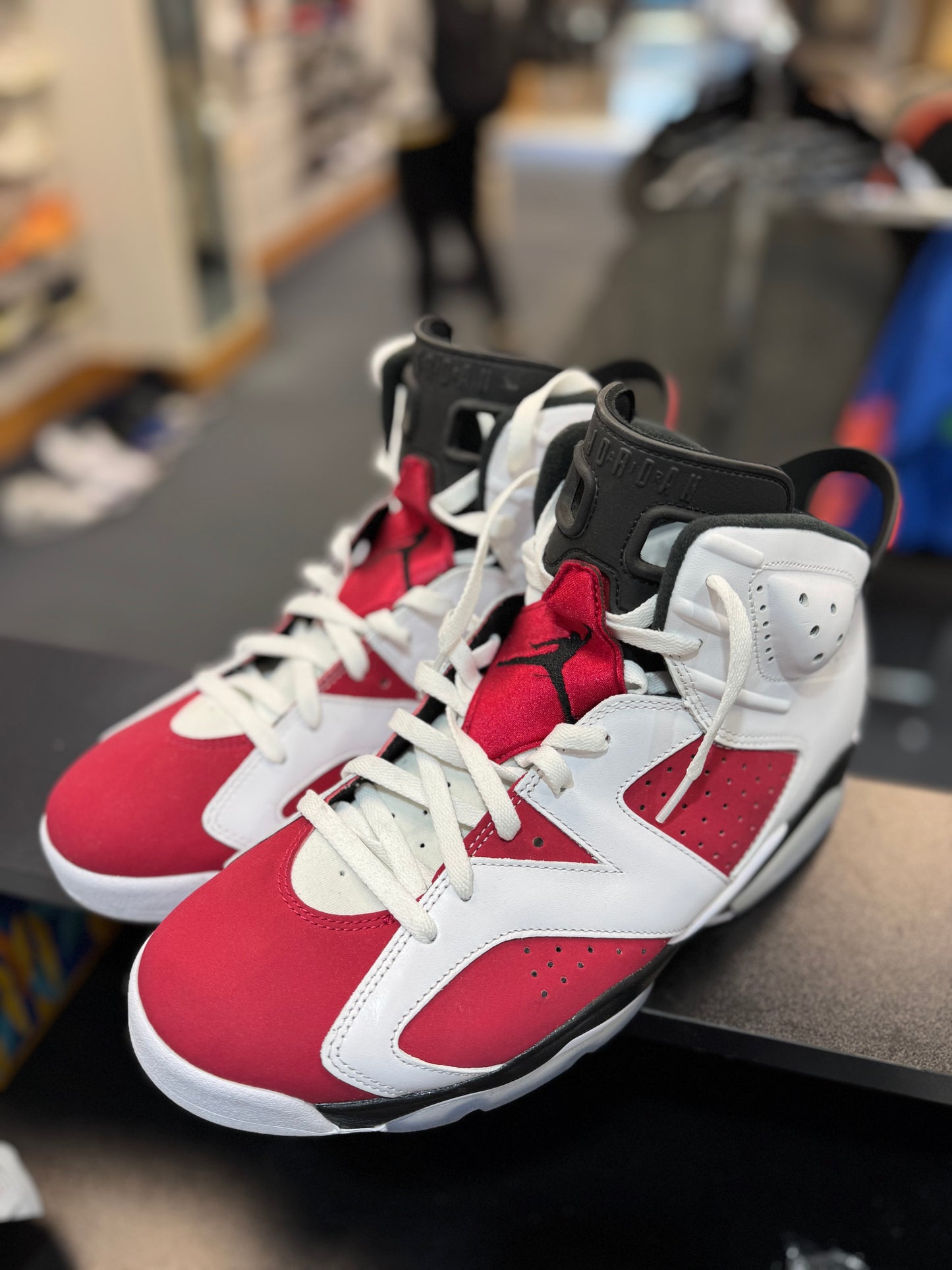*USED* Jordan 6 Retro Carmine (2021)