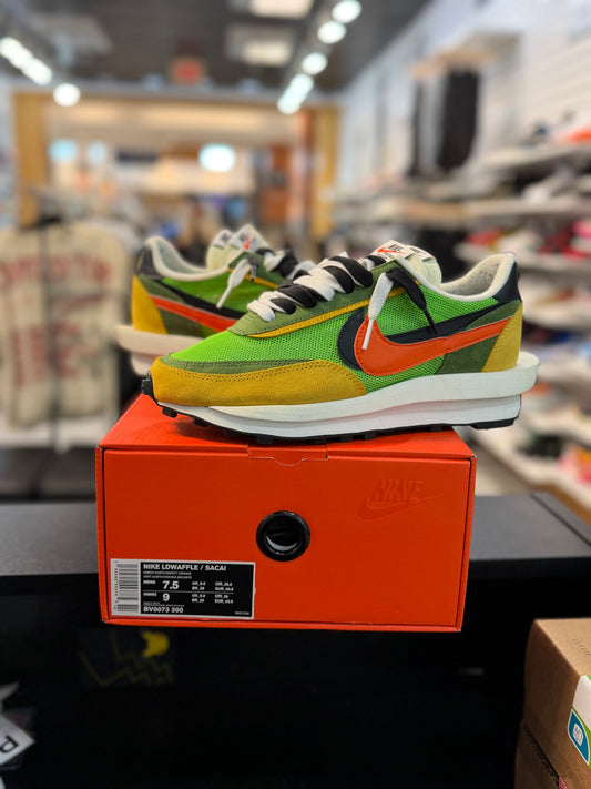 *USED* Nike LD Waffle Sacai Green Gusto