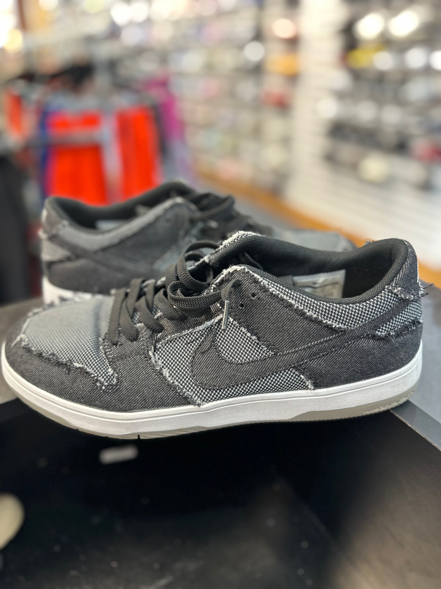 *USED* Nike SB Dunk Low Elite Medicom Bearbrick