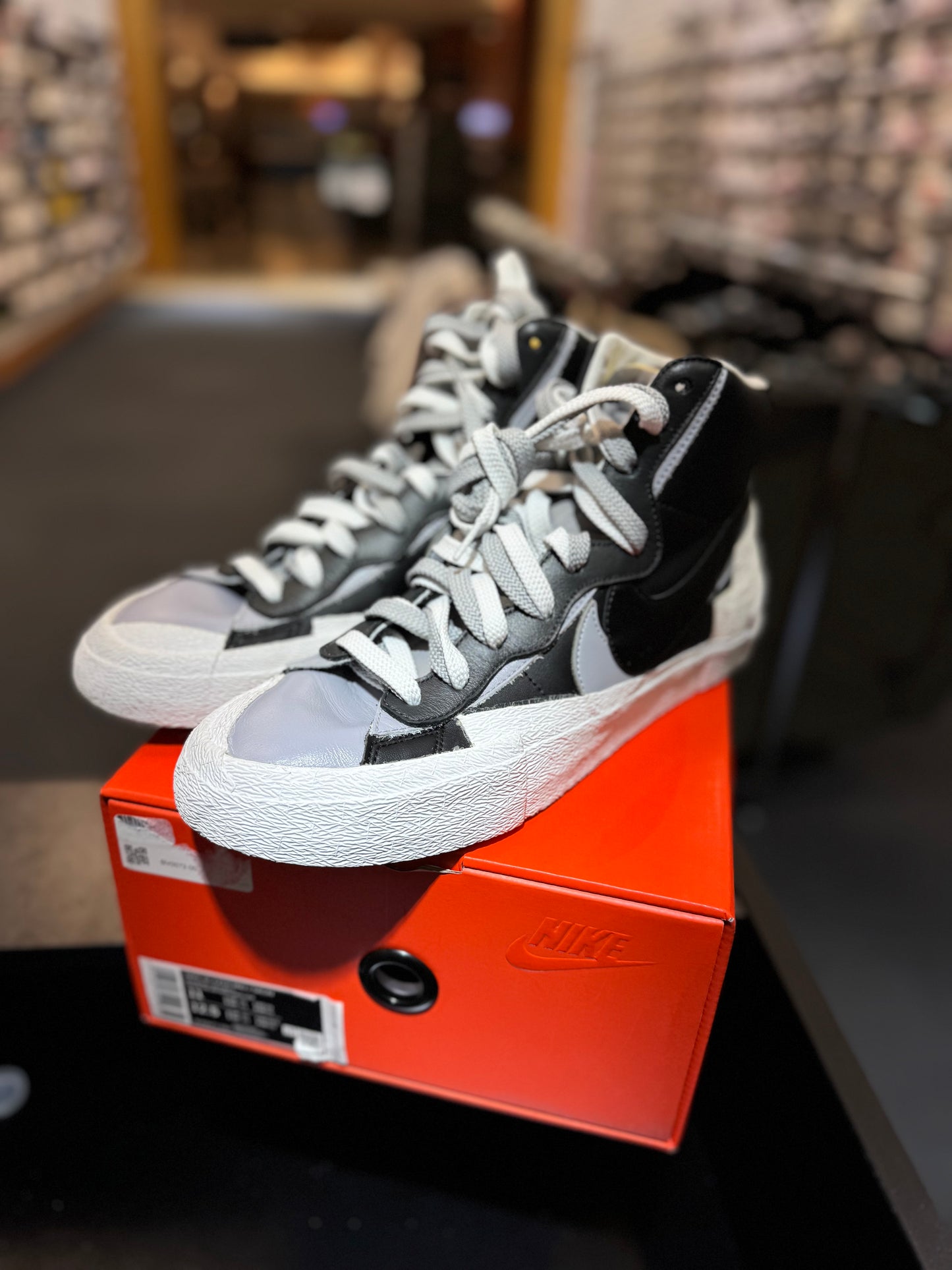 *USED* Nike Blazer Mid sacai Black Grey
