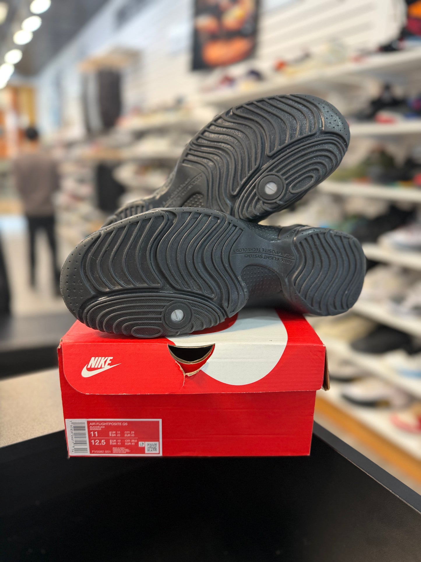 *USED* Nike Air Flightposite Black
