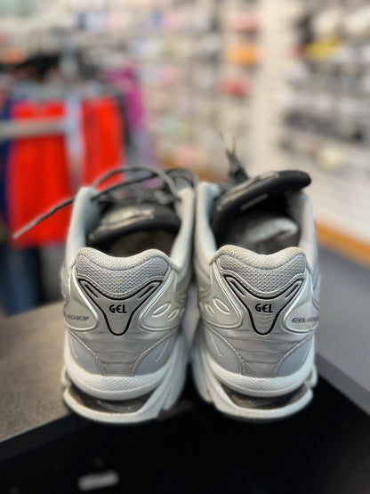 *USED* ASICS Gel-Kayano Legacy Pure Silver