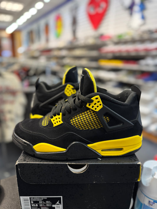 *USED* Jordan 4 Retro (2023)