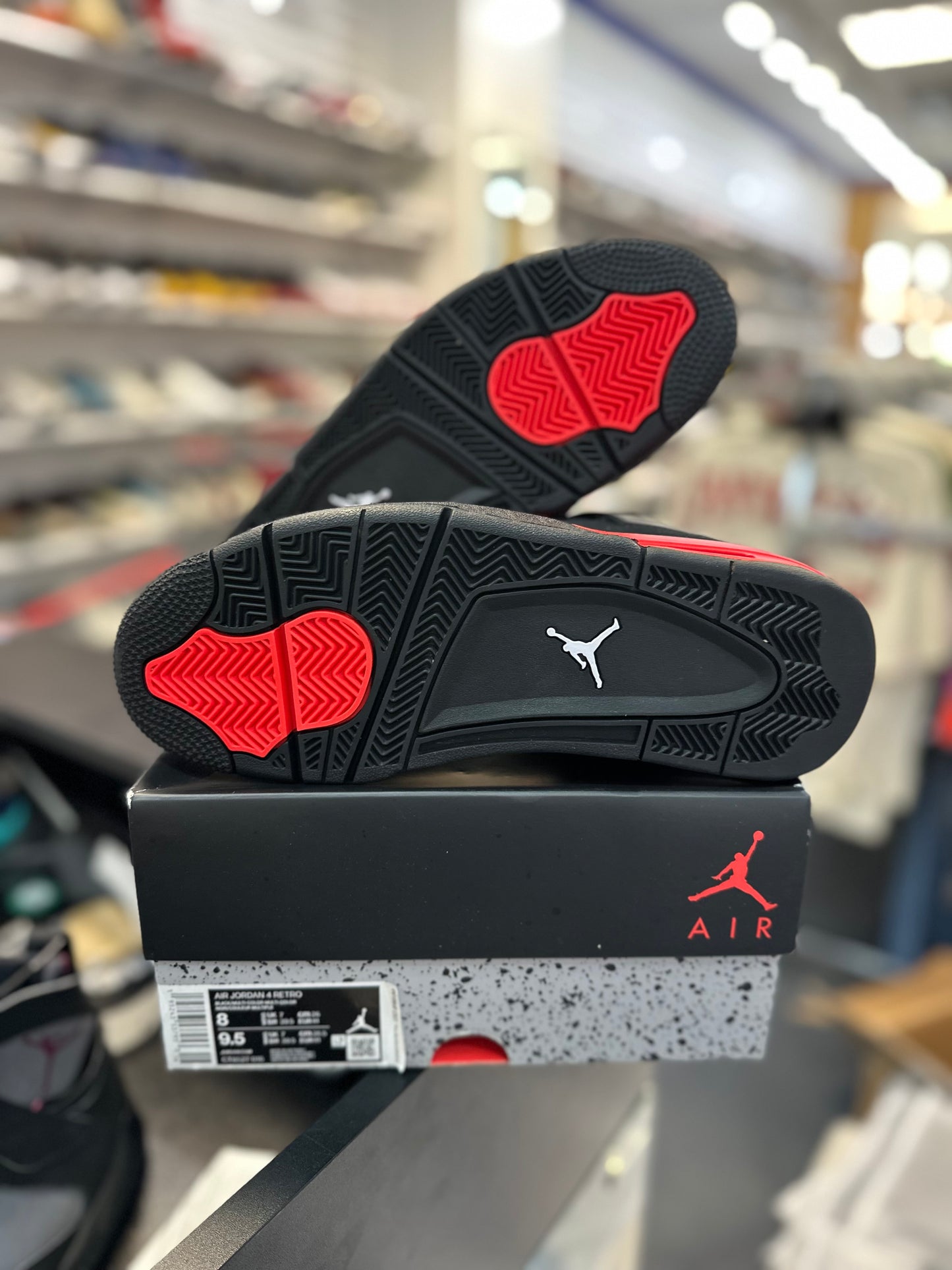 *USED* Jordan 4 Retro Red Thunder