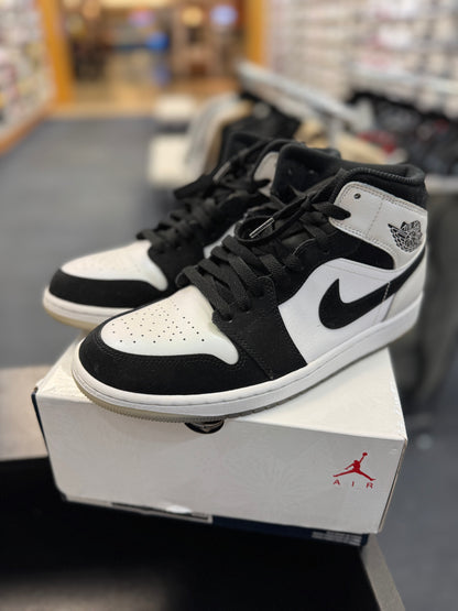 *USED* Jordan 1 Mid Diamond