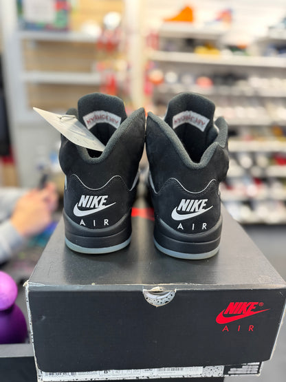 *USED* Jordan 5 Retro OG Black Metallic Reimagined