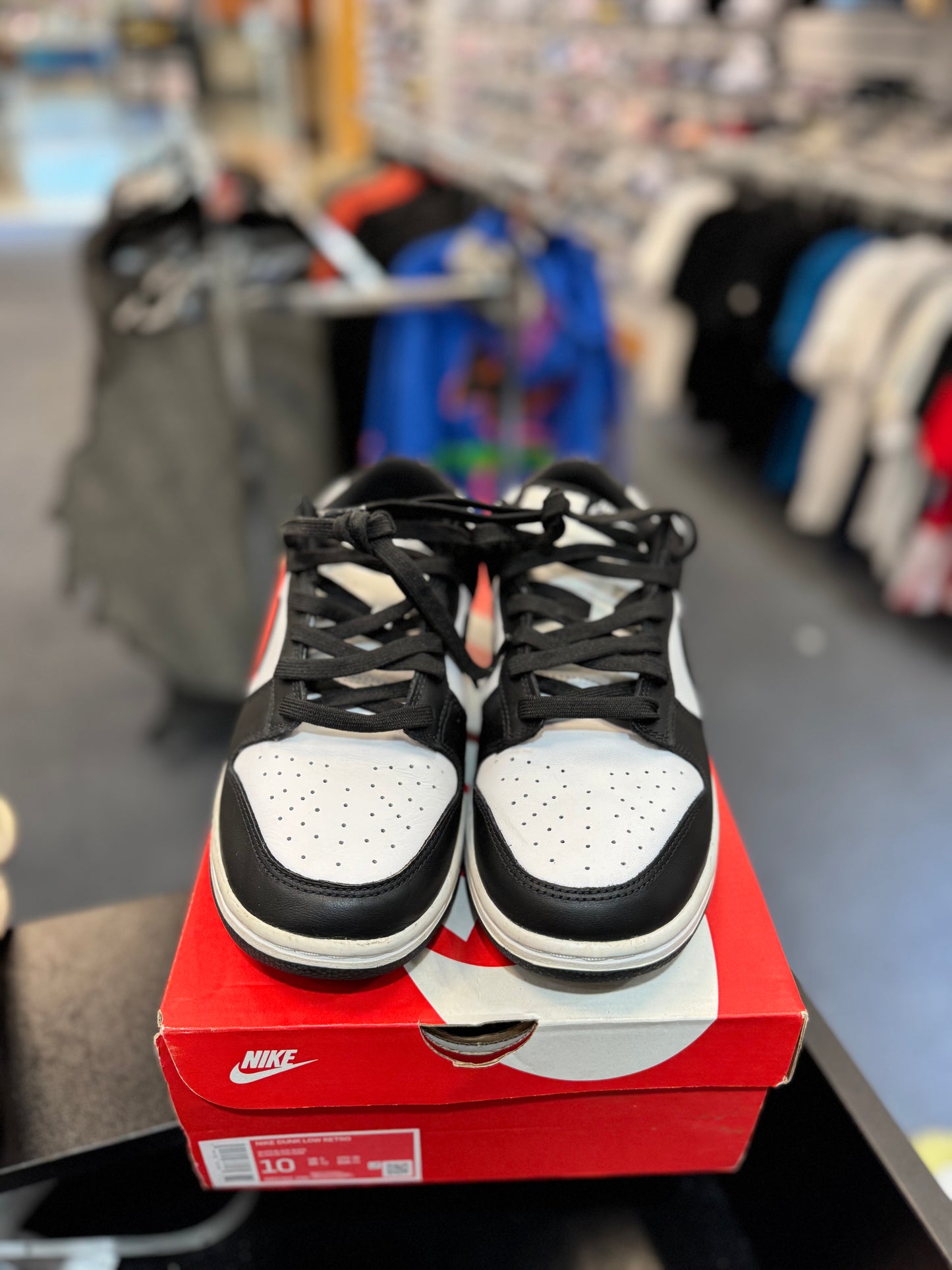 *USED* Nike Dunk Low Retro White Black Panda
