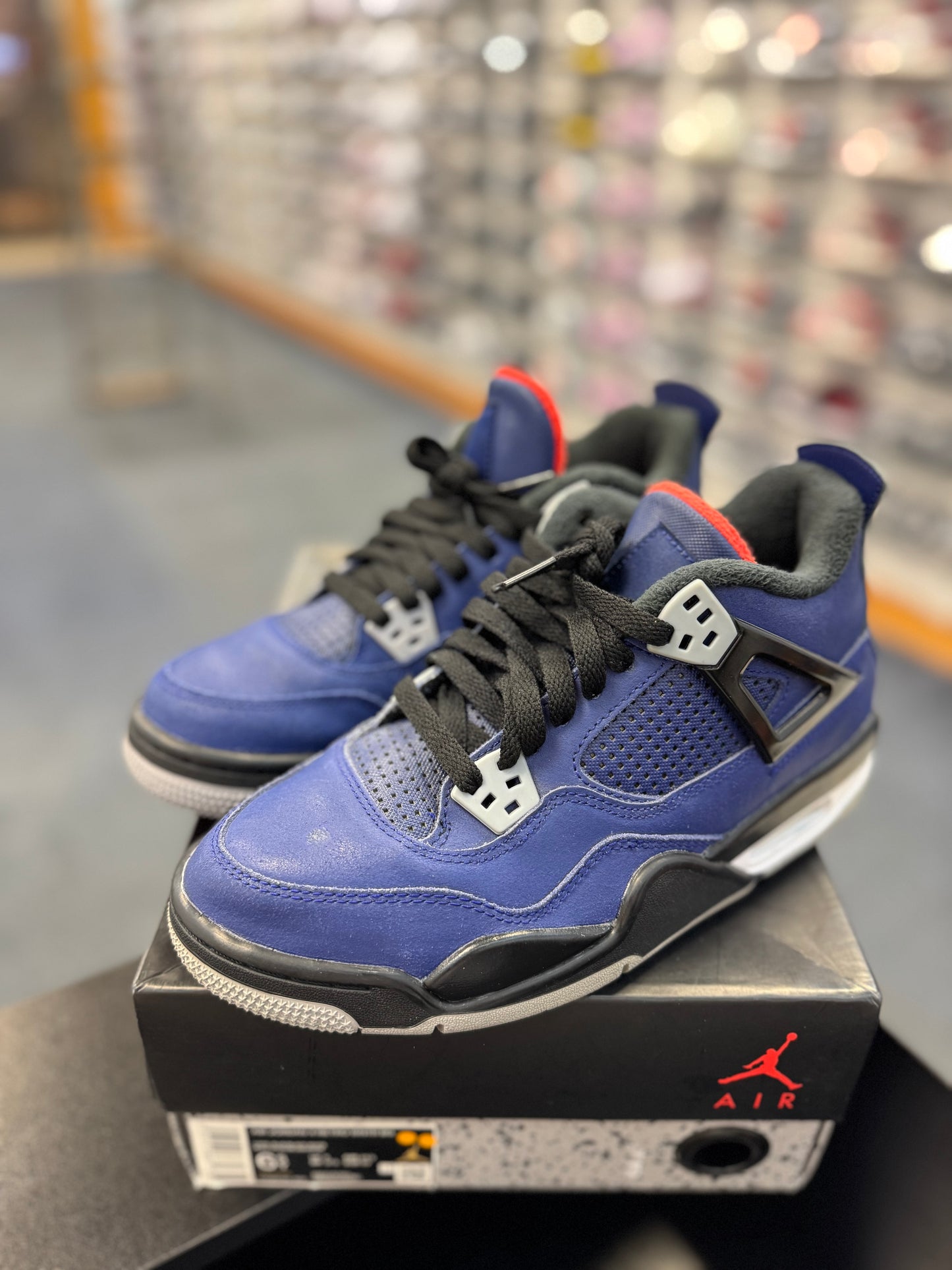 *USED* Jordan 4 Retro Winterized