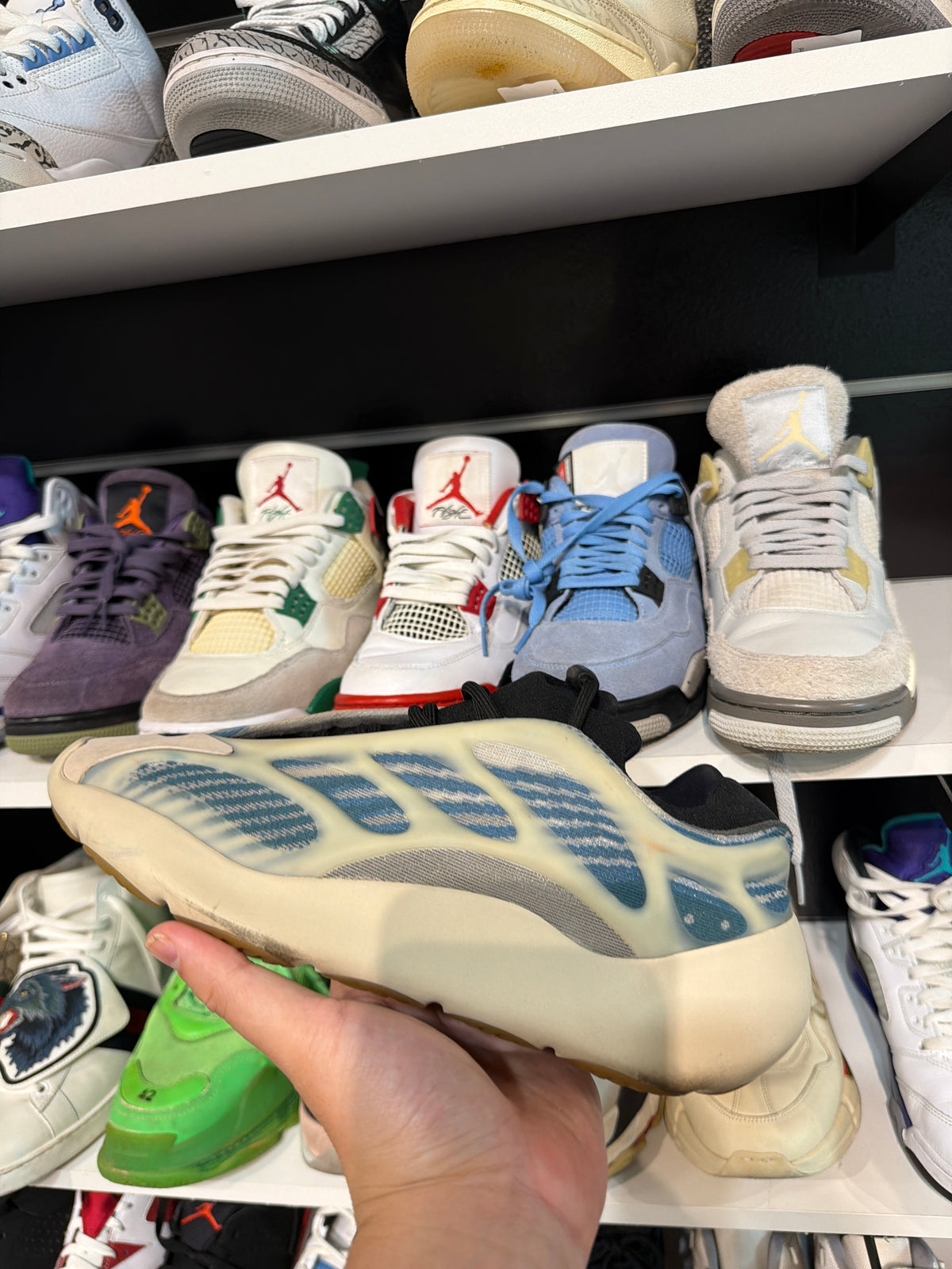 *USED* adidas Yeezy 700 V3 Kyanite
