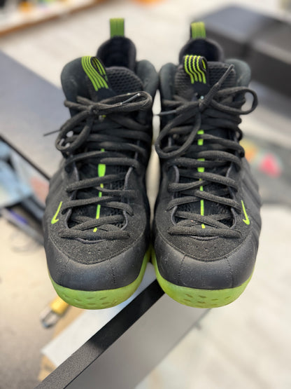 *USED* Nike Air Foamposite One Black Volt