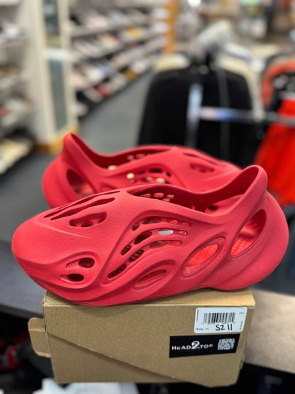 *USED* adidas Yeezy Foam RNNR Vermillion